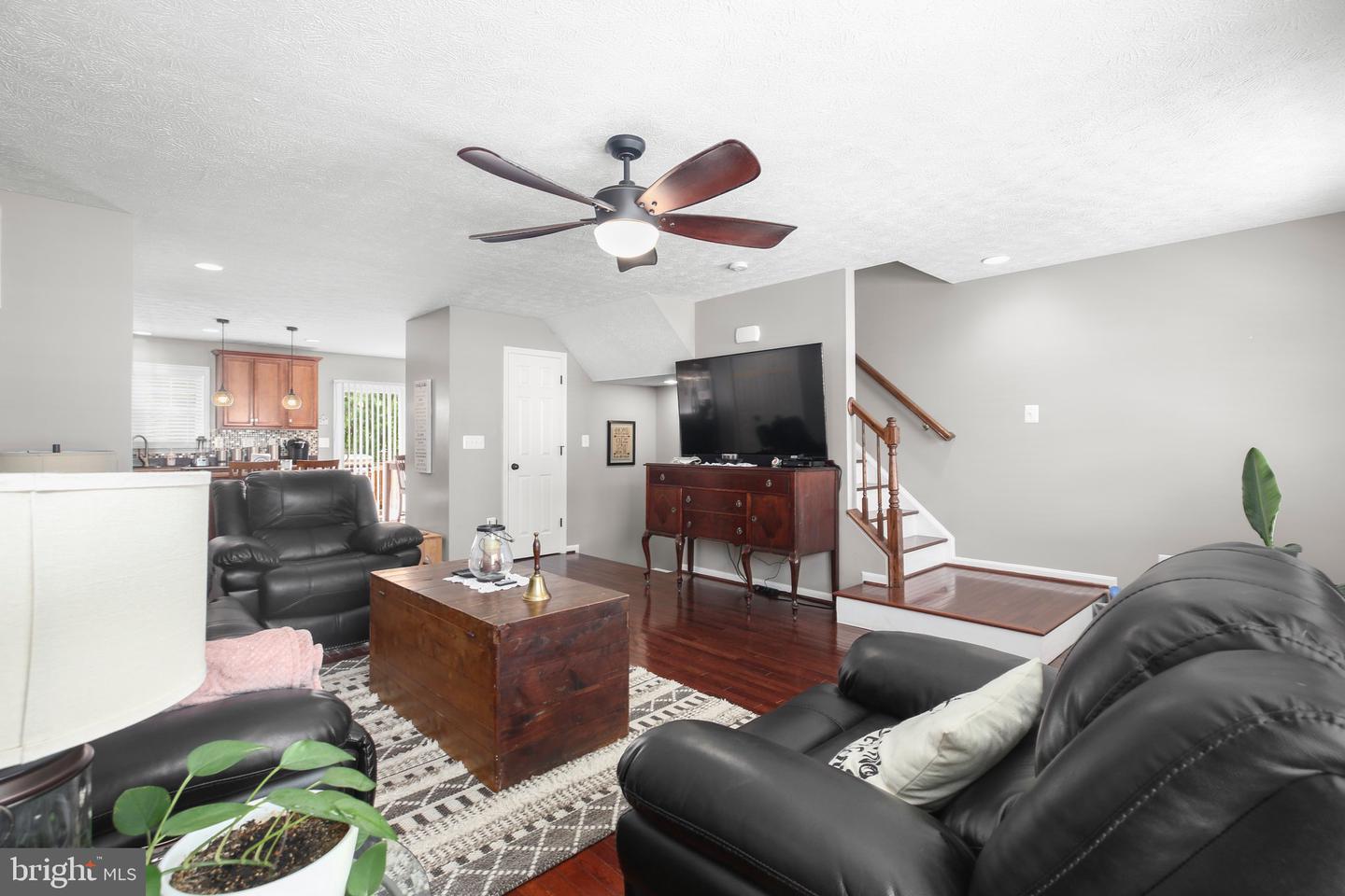 18344 Democracy Ave Property Photo 11