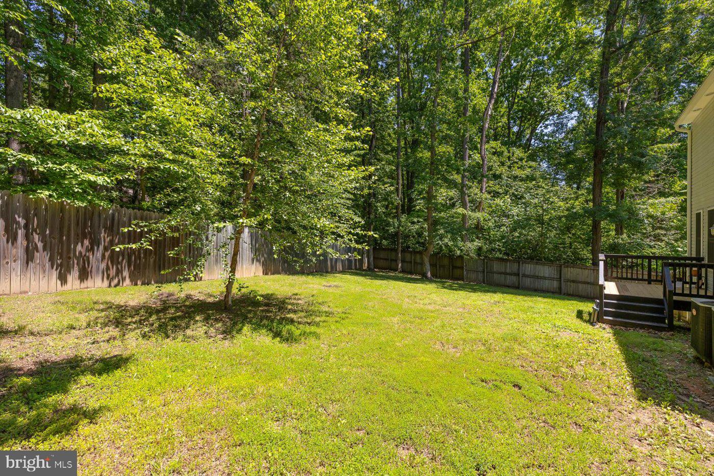 27 Athens Ln Property Photo 8