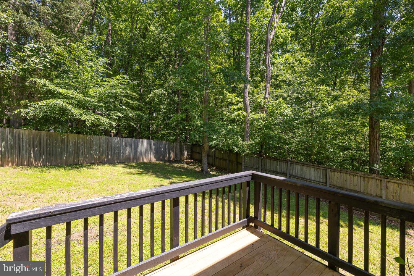 27 Athens Ln Property Photo 12