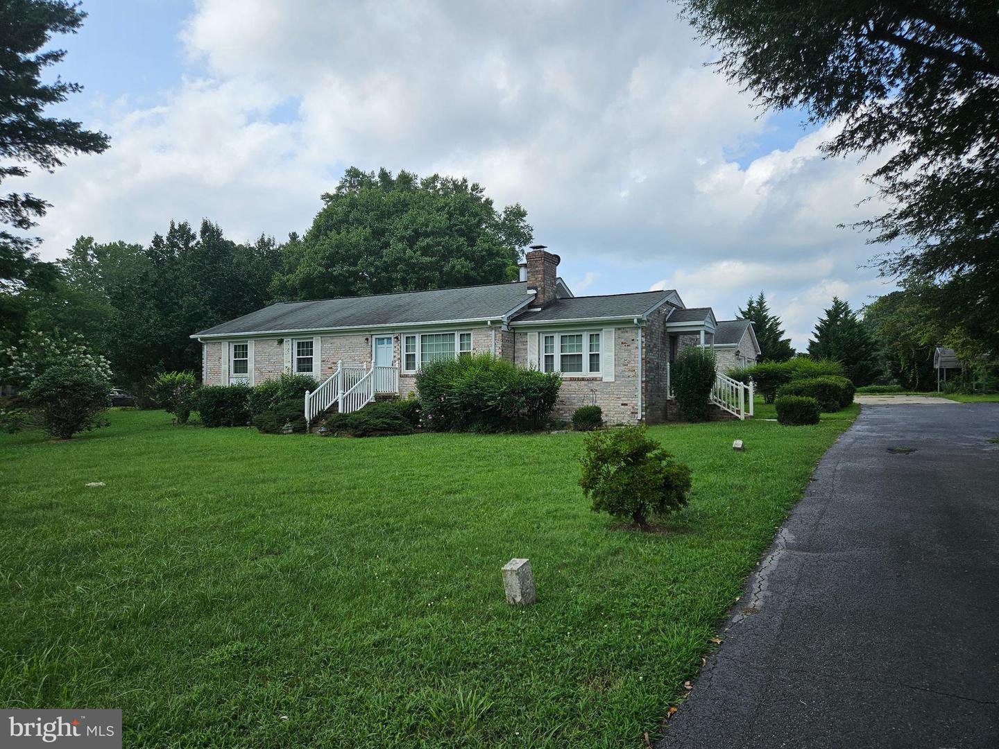 13336 Ladysmith Rd Property Photo 1