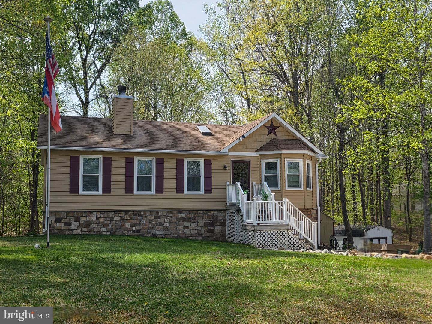 609 Joy Dr Property Photo 1