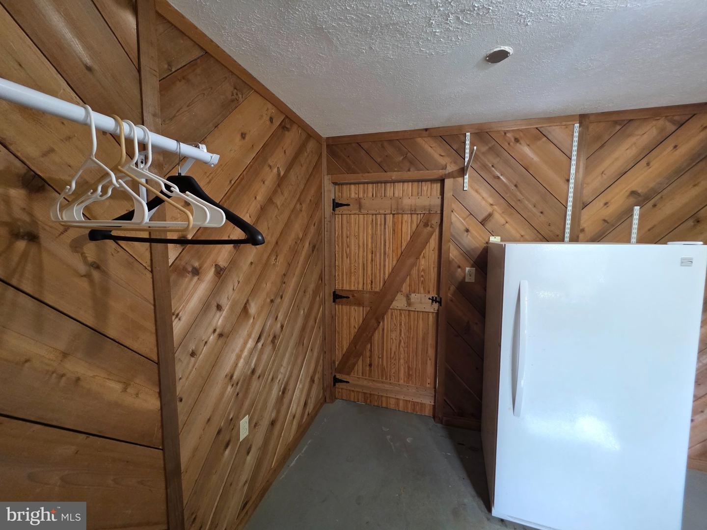 609 Joy Dr Property Photo 28