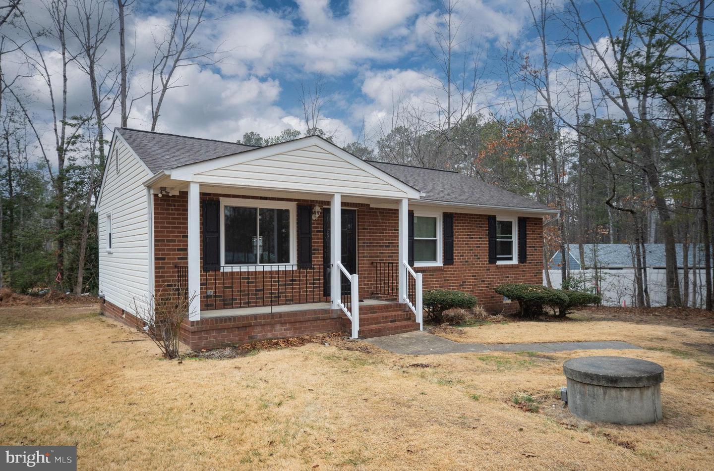 100 American Dr Property Photo 7