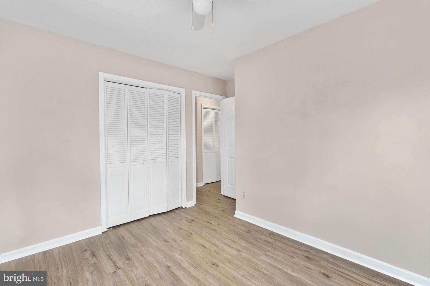 100 American Dr Property Photo 25