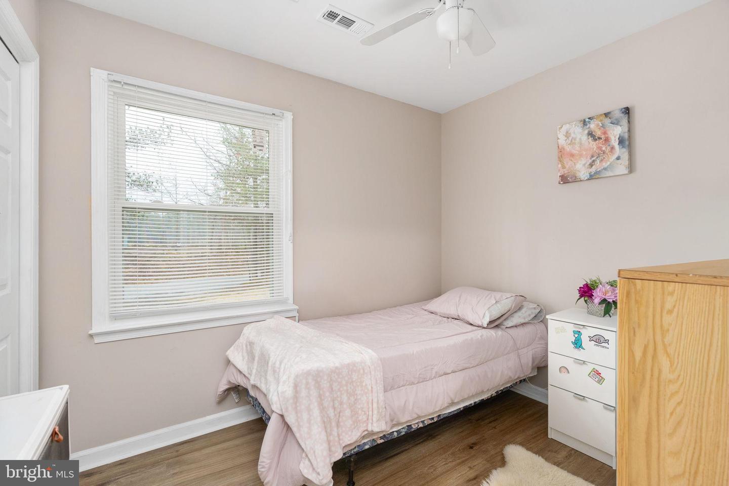 100 American Dr Property Photo 30
