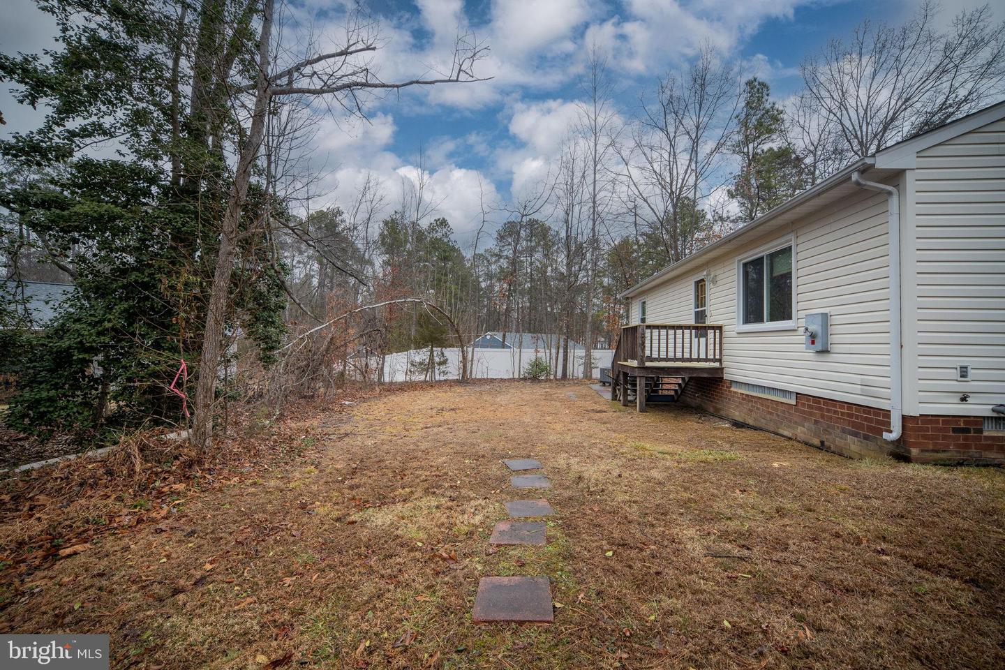 100 American Dr Property Photo 40