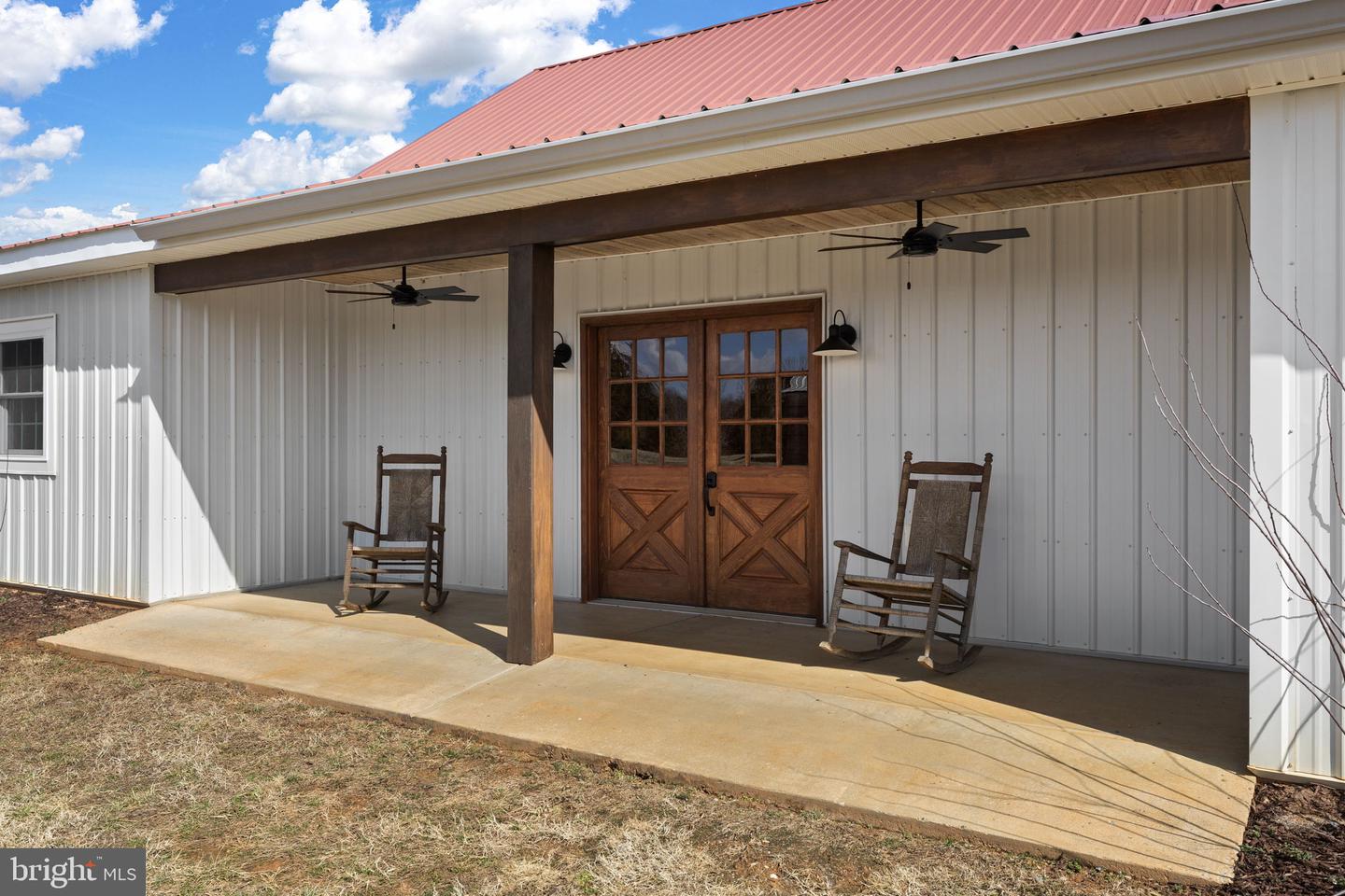 1815 Country Rd Property Photo 48