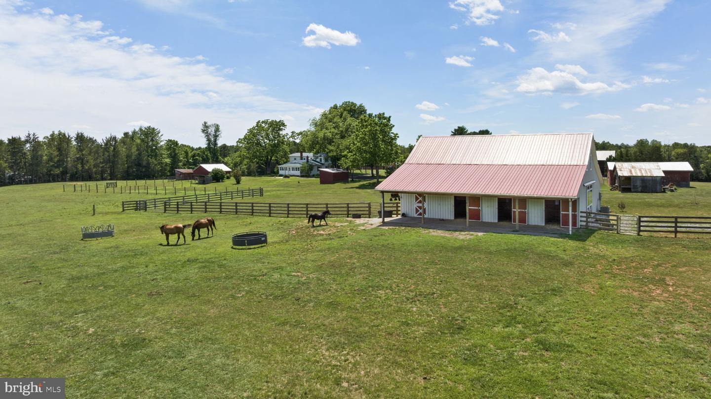 1815 Country Rd Property Photo 65