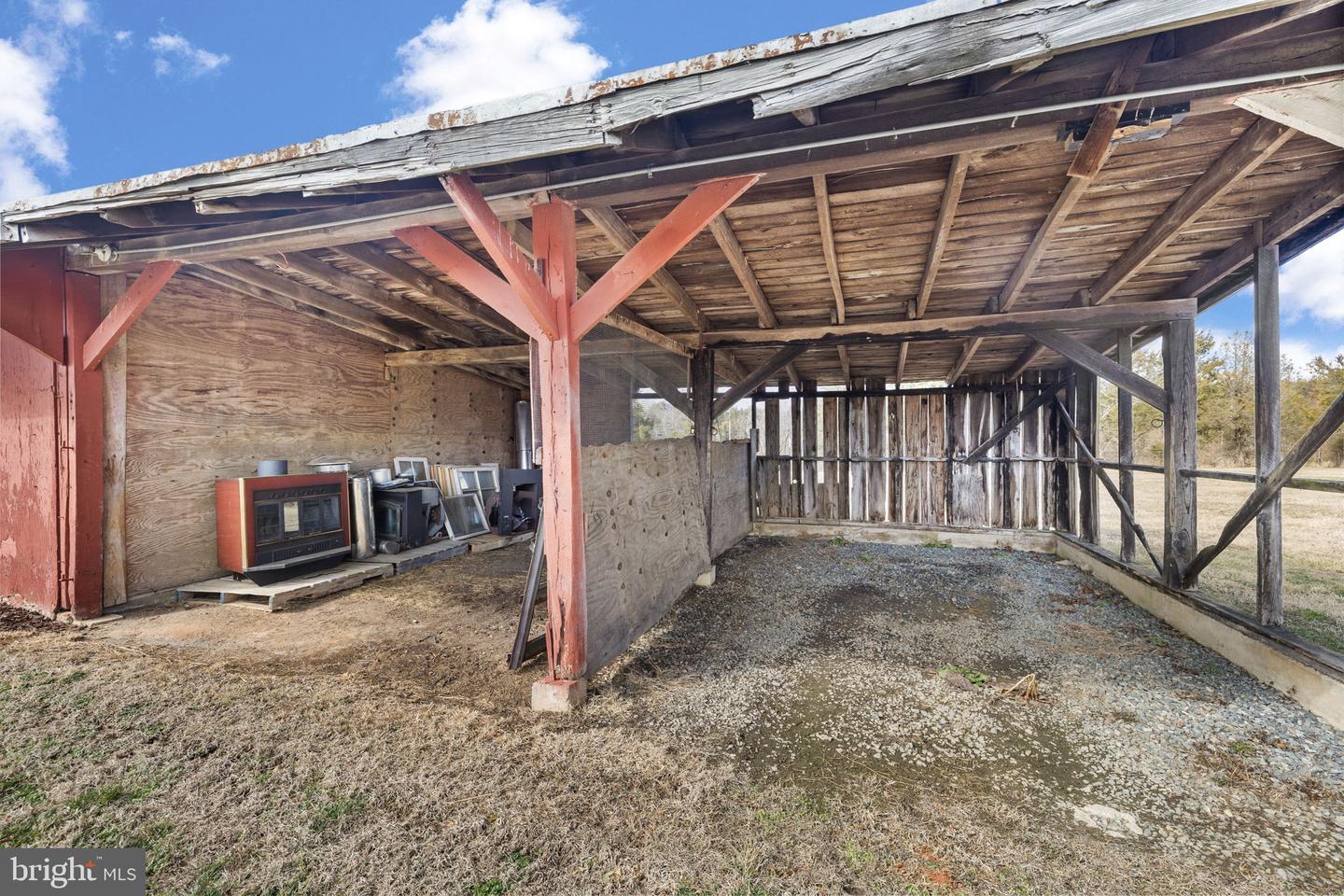 1815 Country Rd Property Photo 75