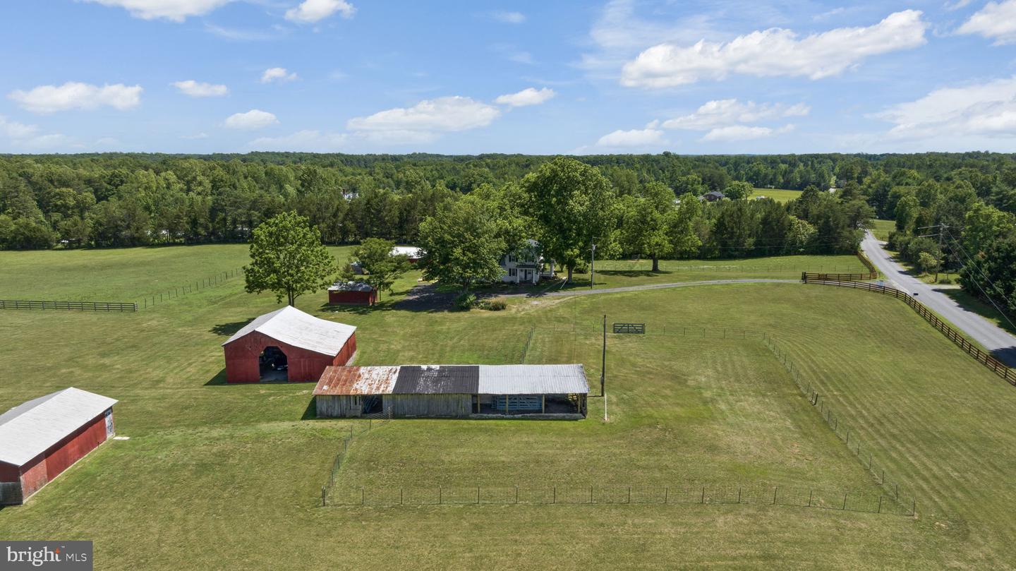 1815 Country Rd Property Photo 81