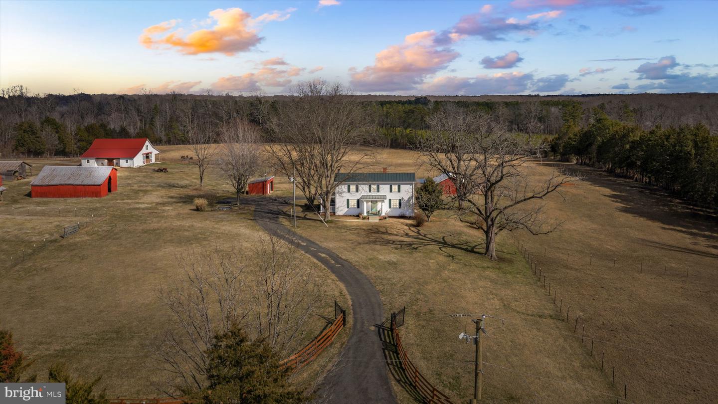 1815 Country Rd Property Photo 88
