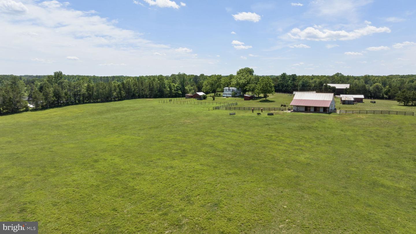 1815 Country Rd Property Photo 93