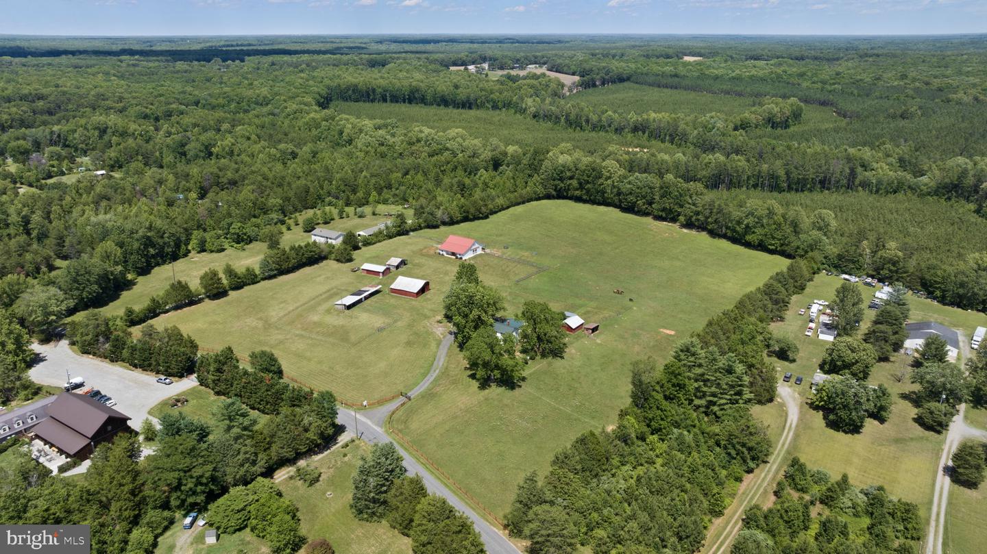 1815 Country Rd Property Photo 100