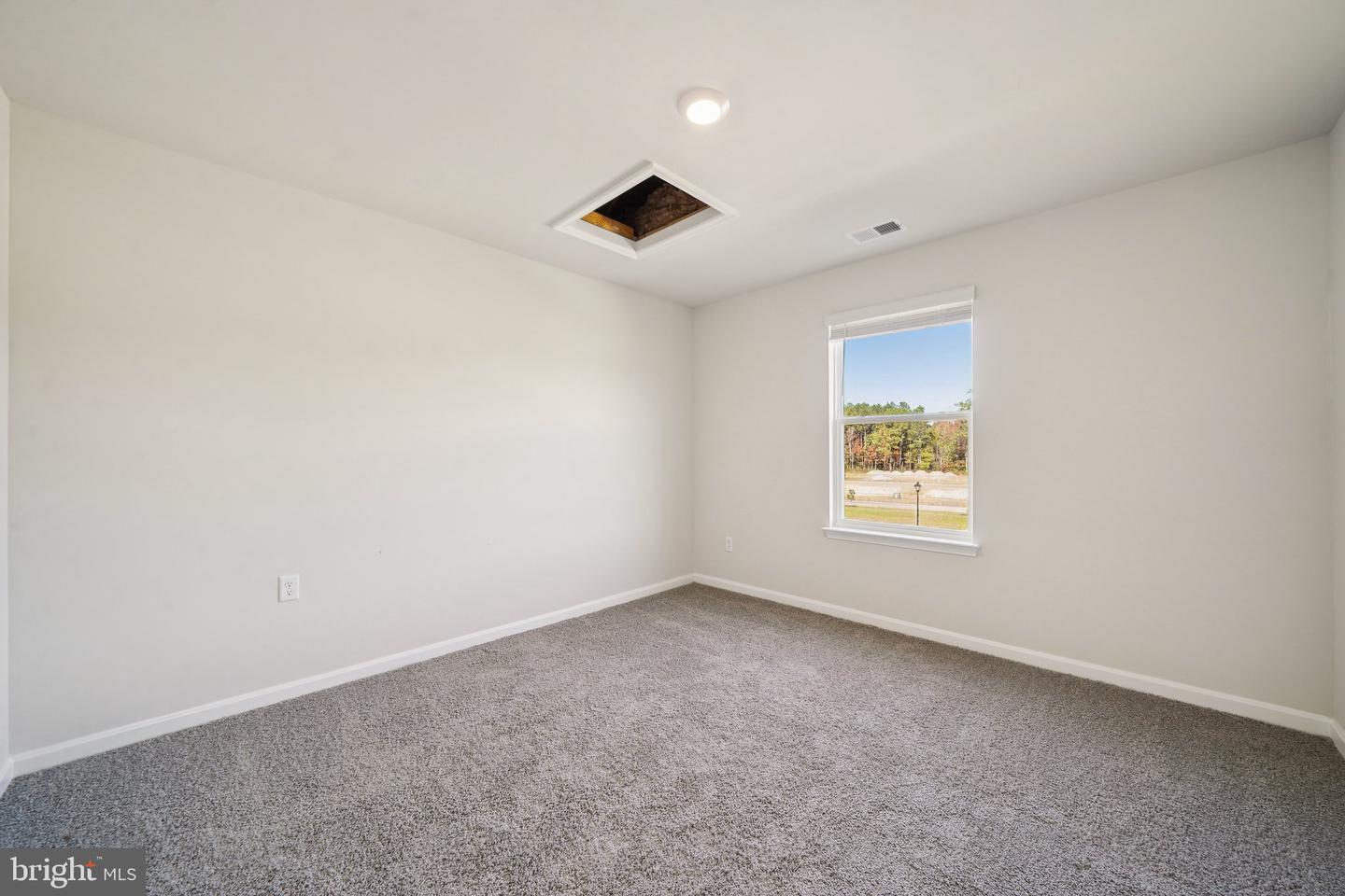 17498 Meriwether Lewis St Property Photo 17
