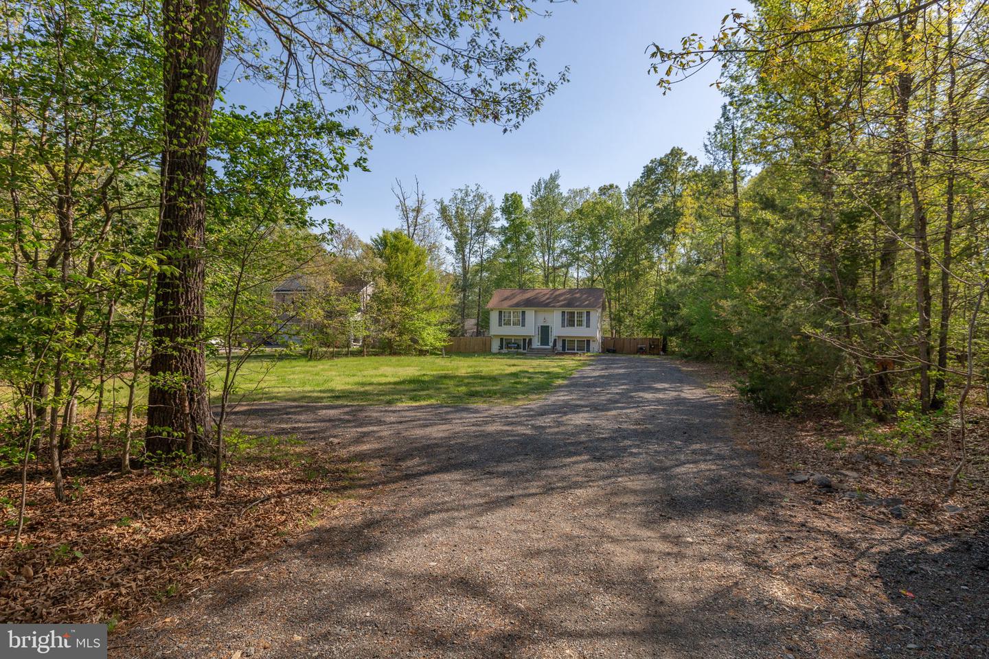 877 Campers Ln Property Photo 18
