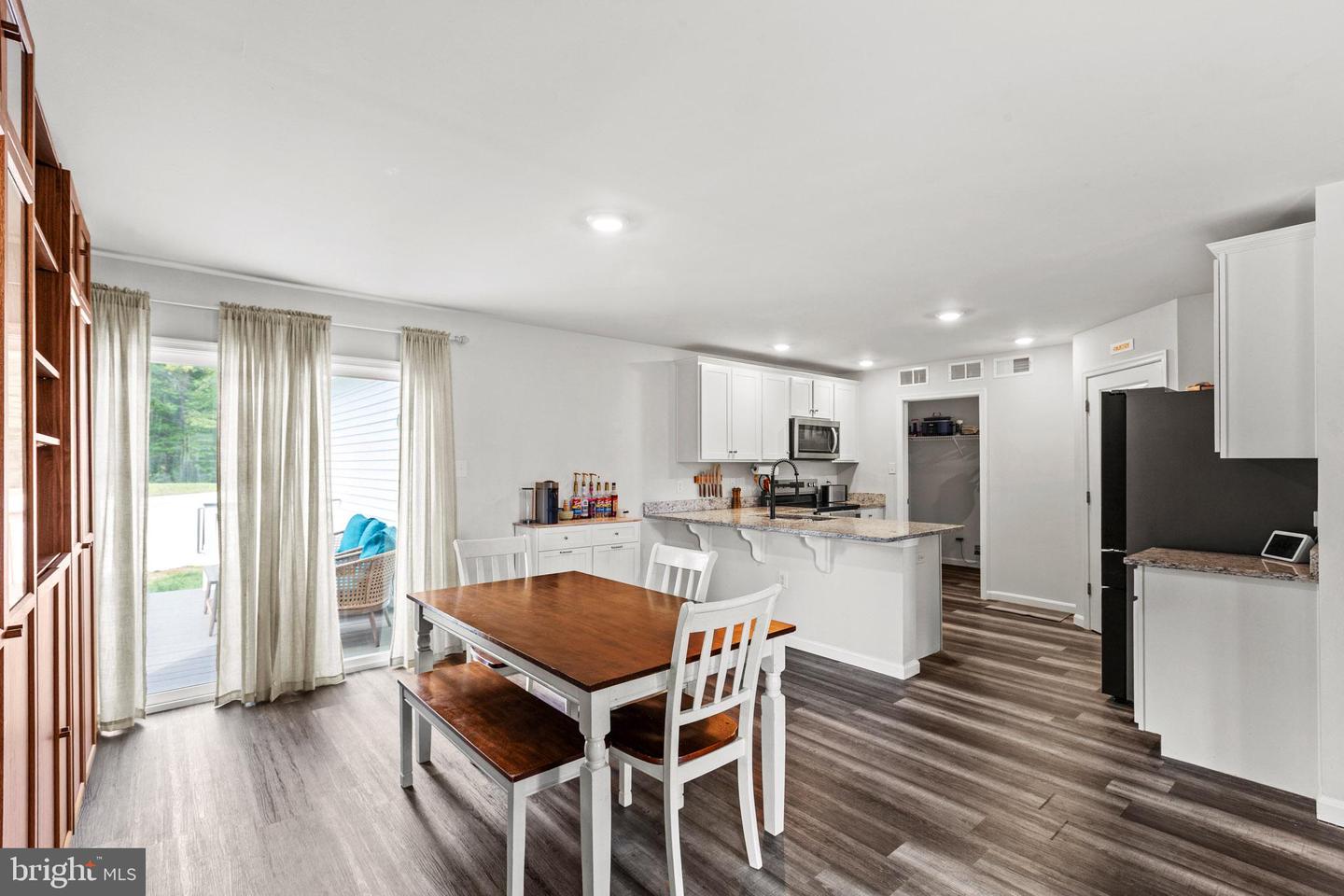 6659 Sacagawea St Property Photo 11