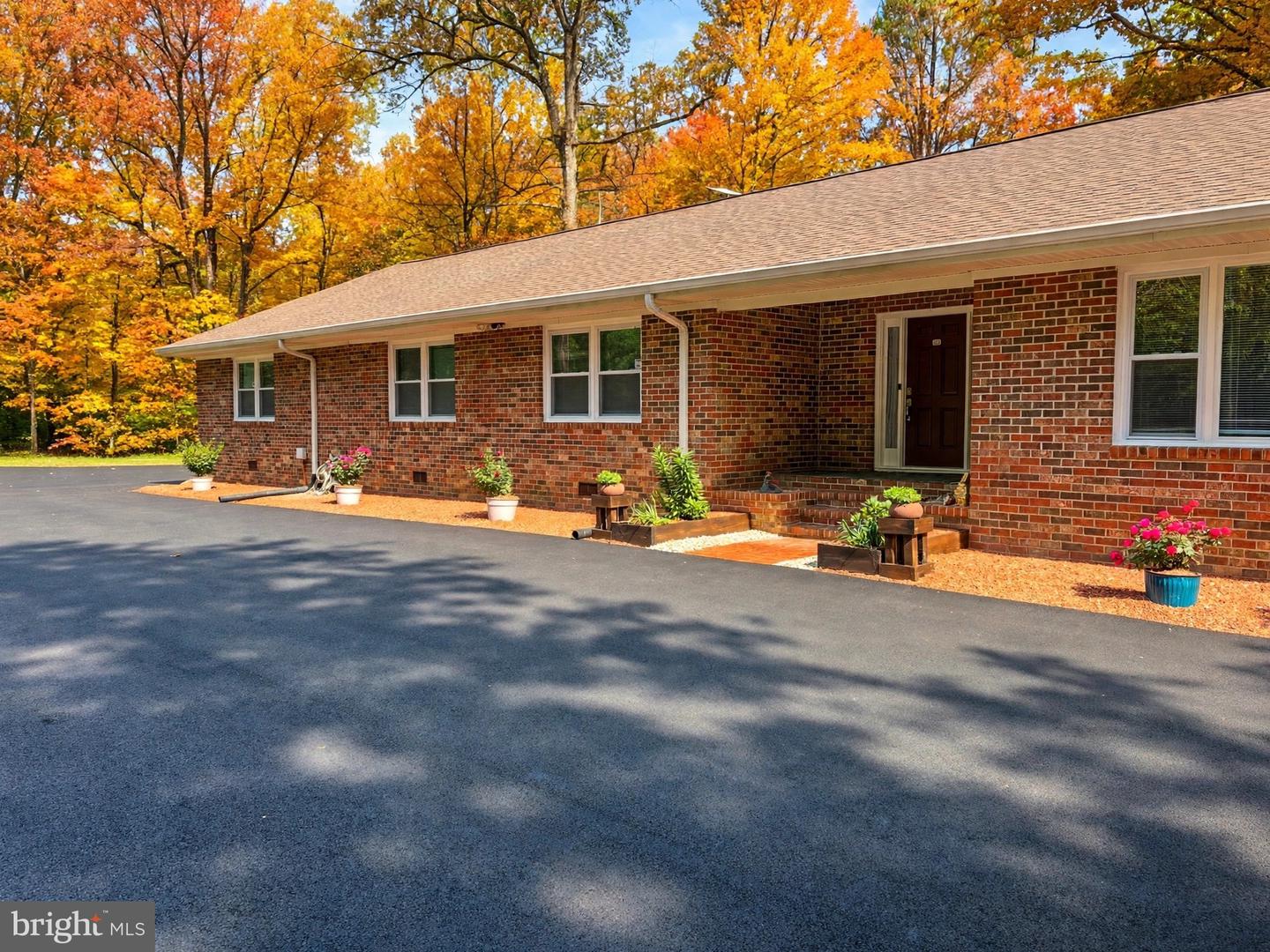 27197 Tidewater Trl Property Photo 7