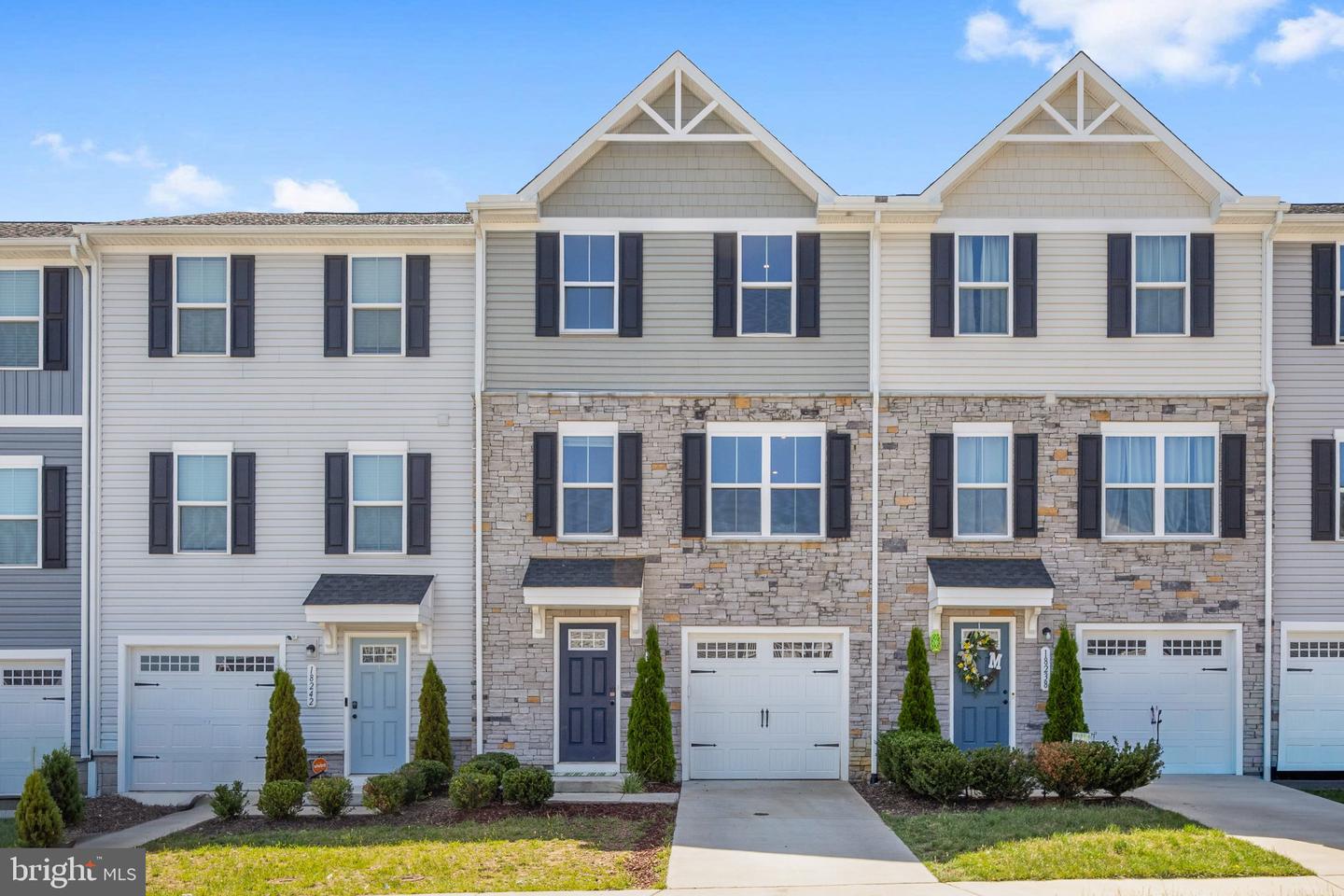 18240 CAPITAL CT