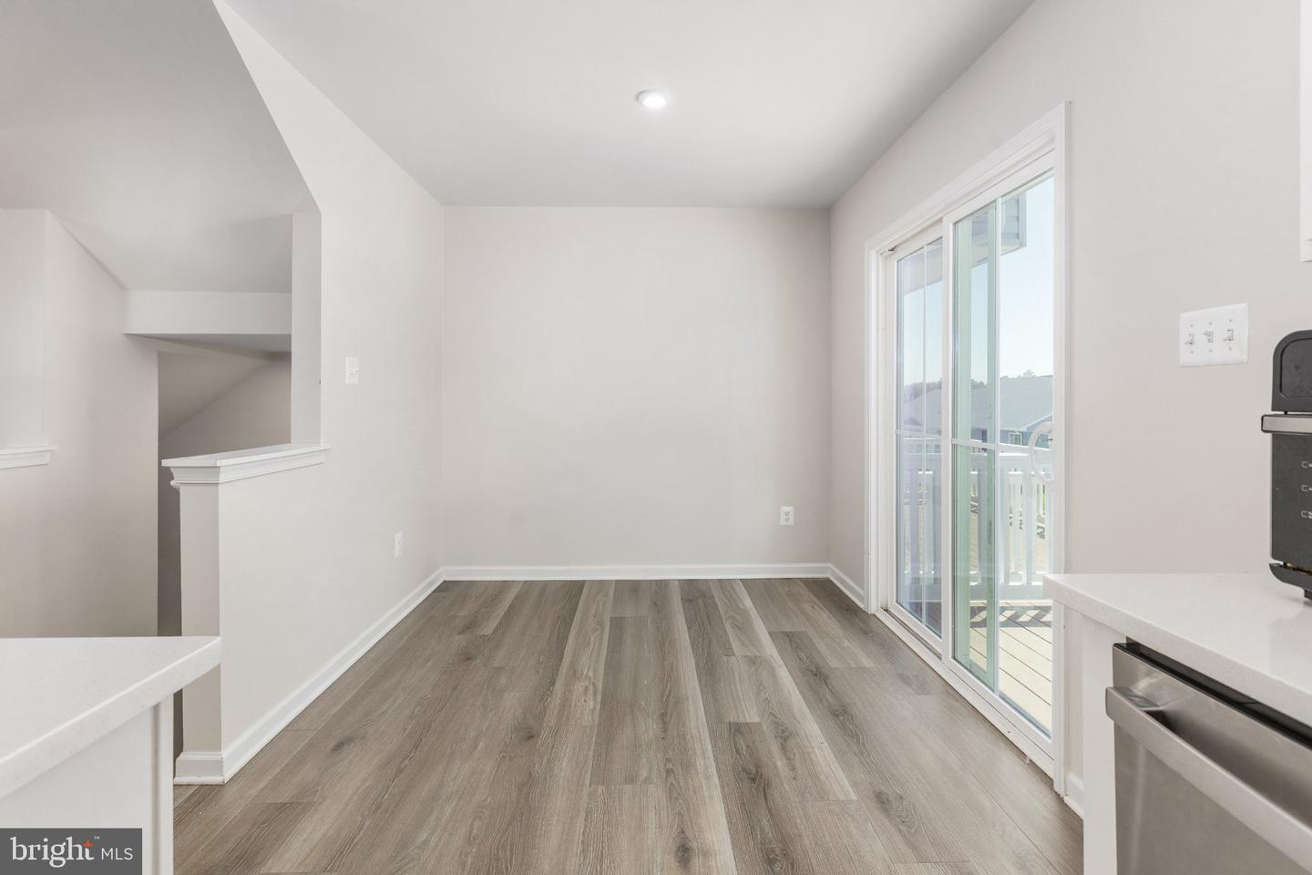 18240 Capital Ct Property Photo 4