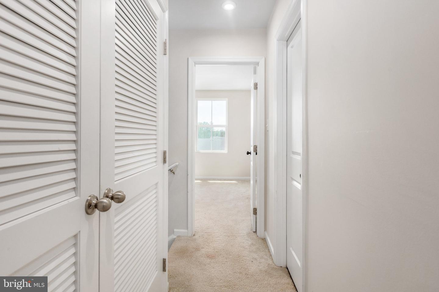 18240 Capital Ct Property Photo 35
