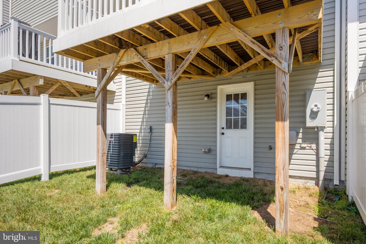 18240 Capital Ct Property Photo 38