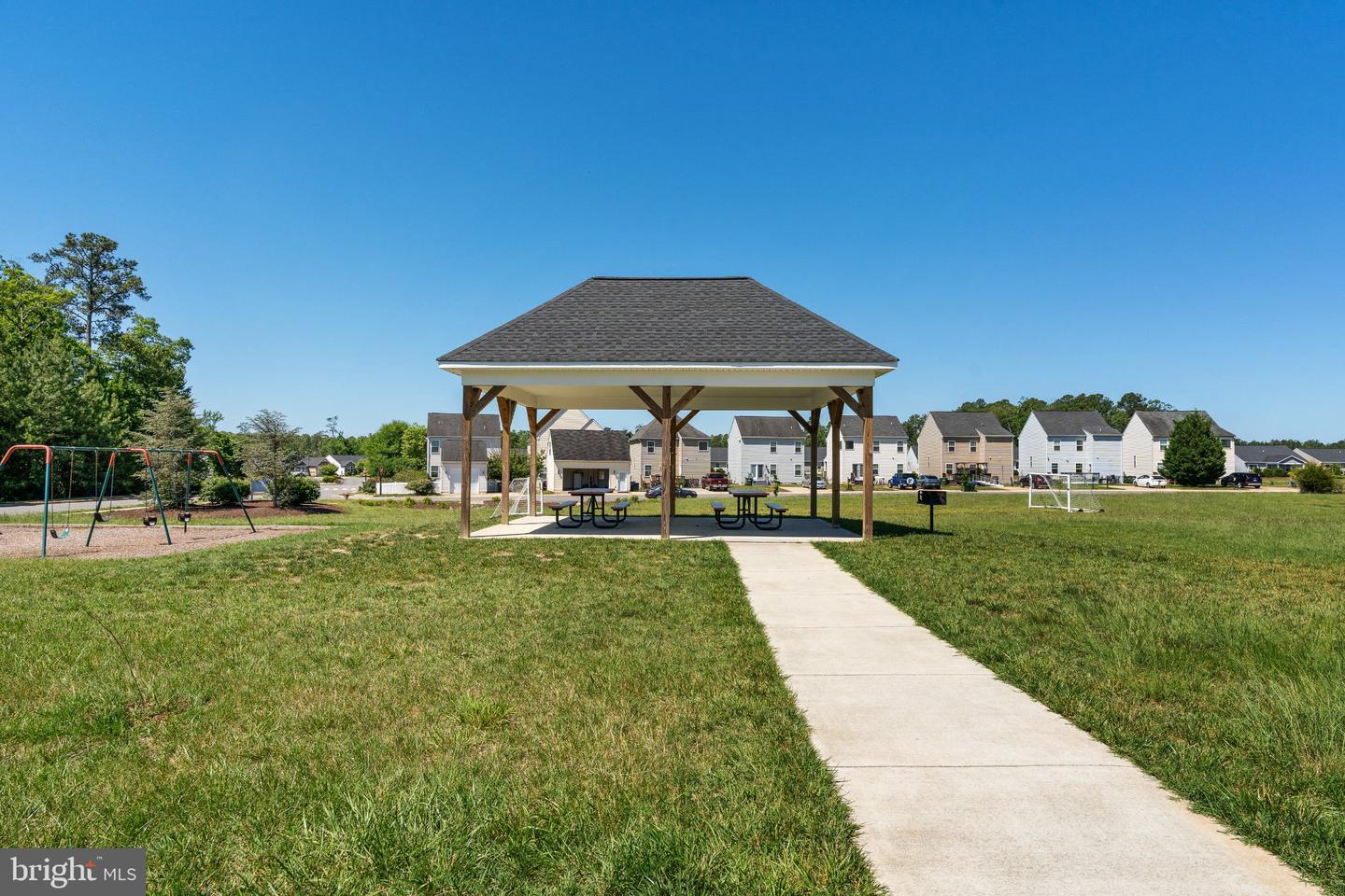 18240 Capital Ct Property Photo 54