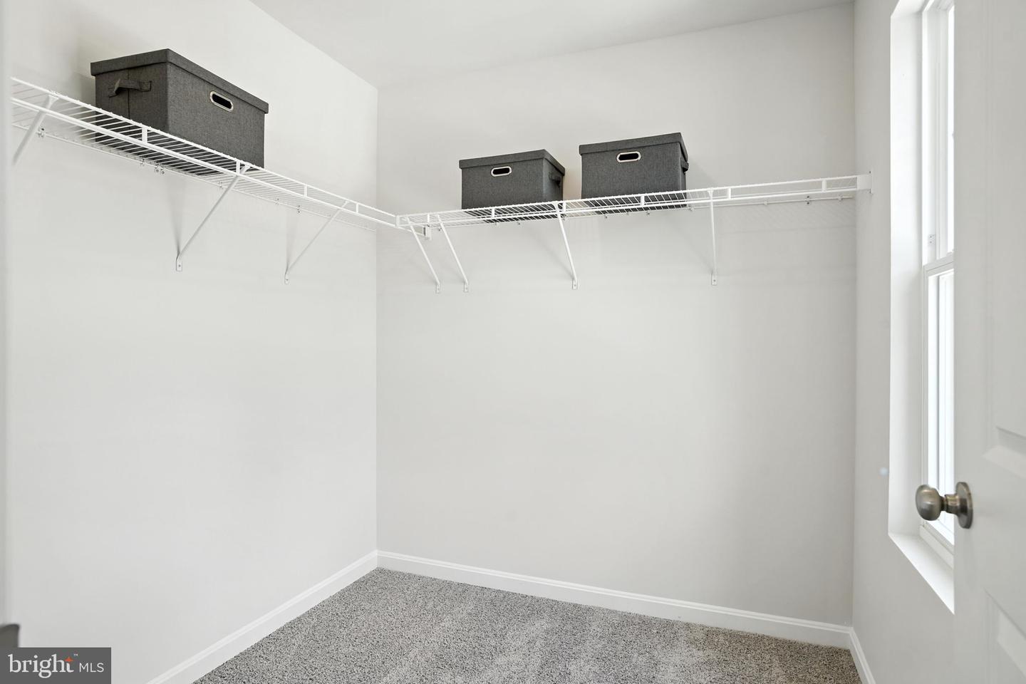 17376 Clark & York Blvd Property Photo 21