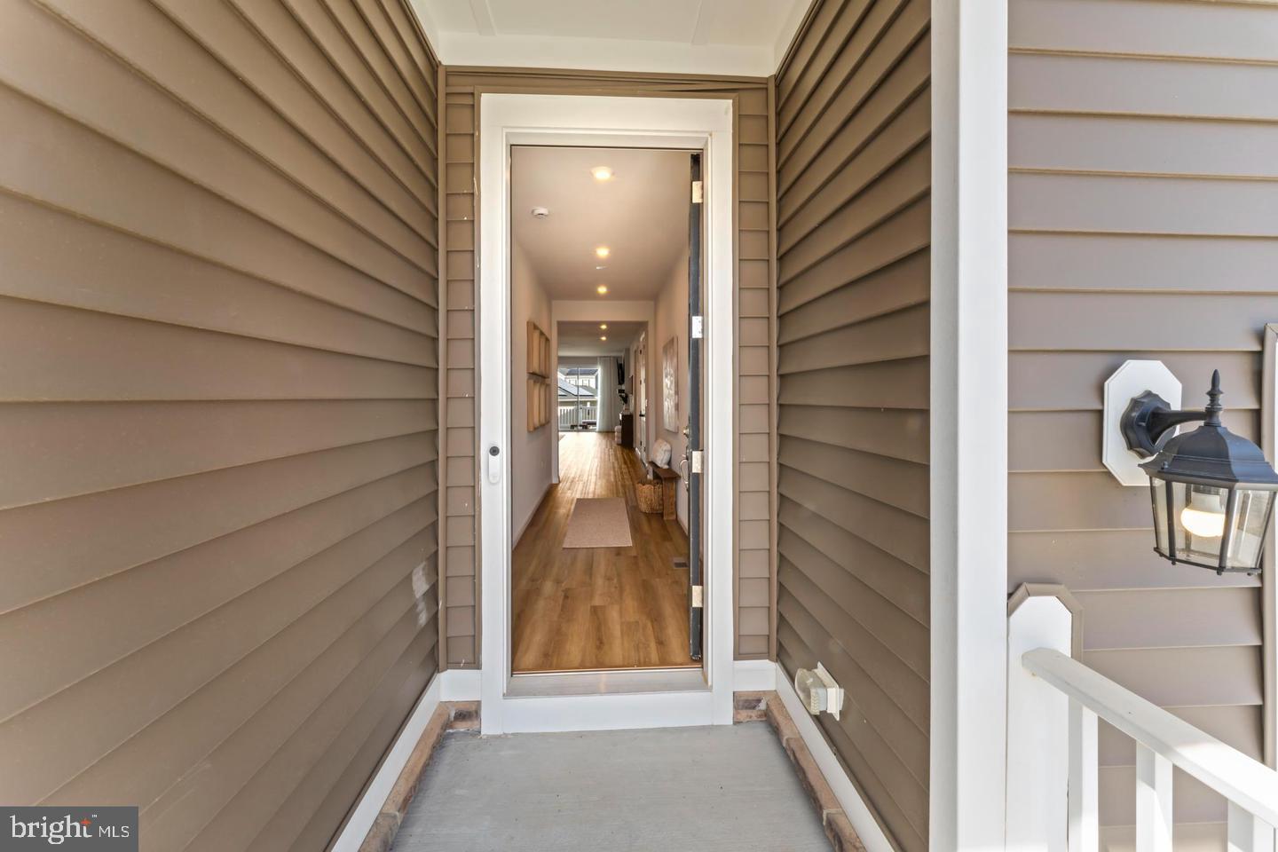 7135 State Way Property Photo 3