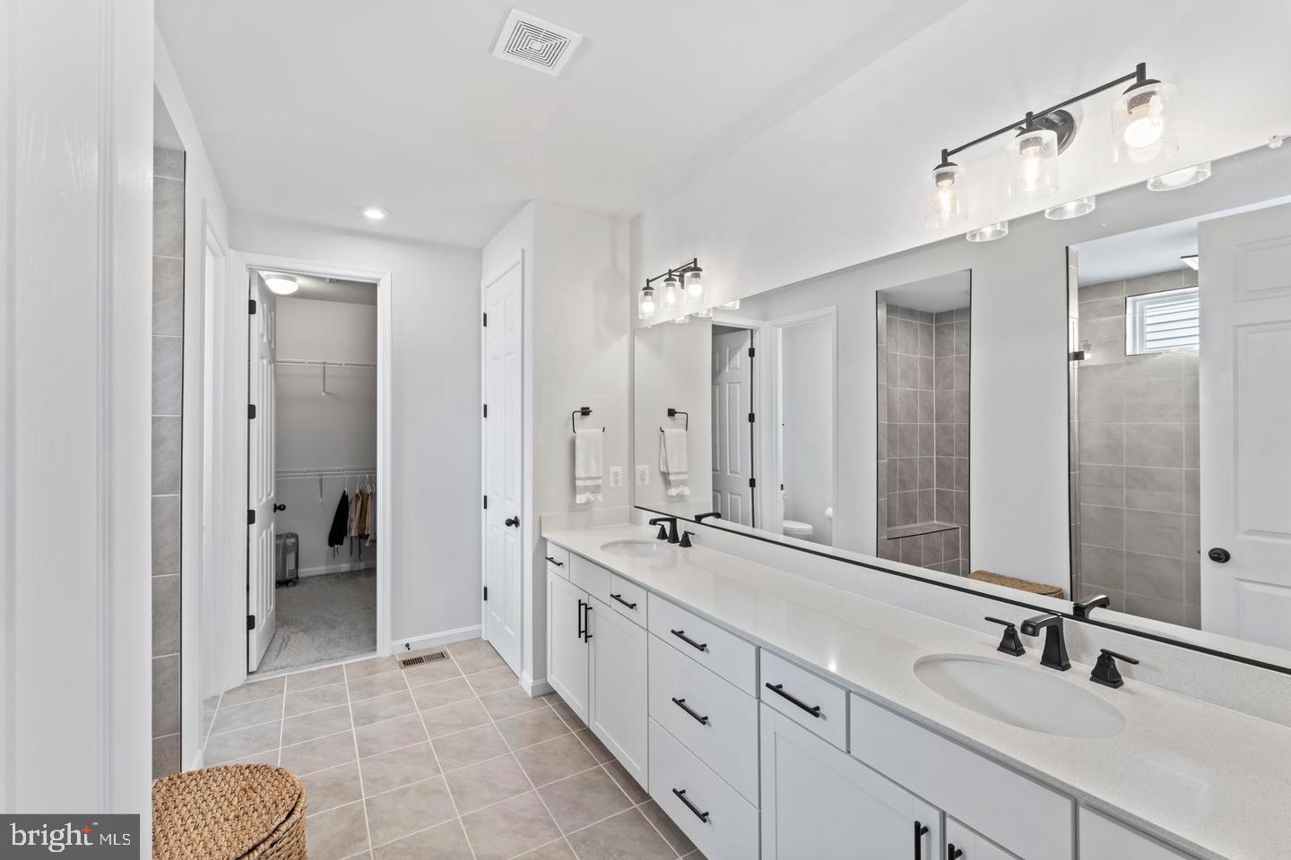 7135 State Way Property Photo 15