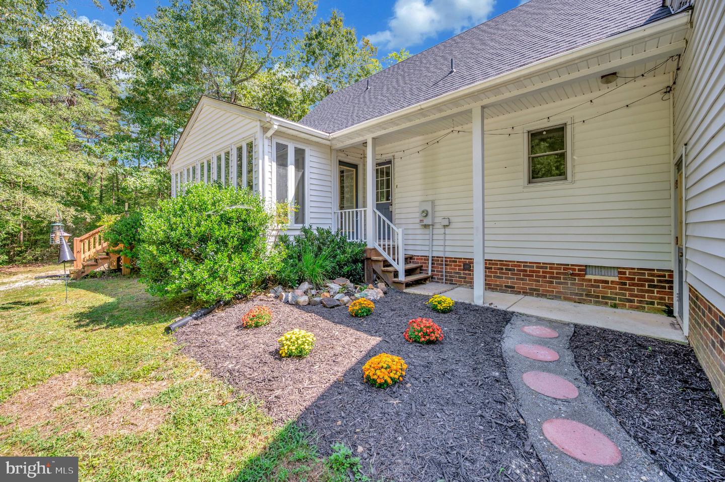 15295 Todd Ln Property Photo 5
