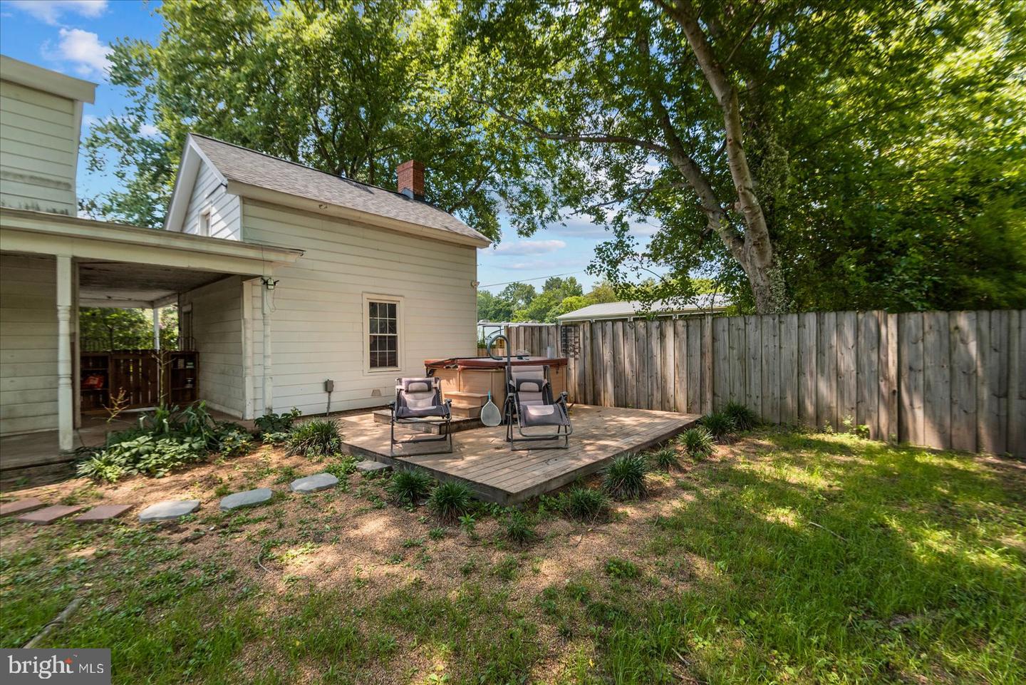 11456 Chesterfield Rd Property Photo 7