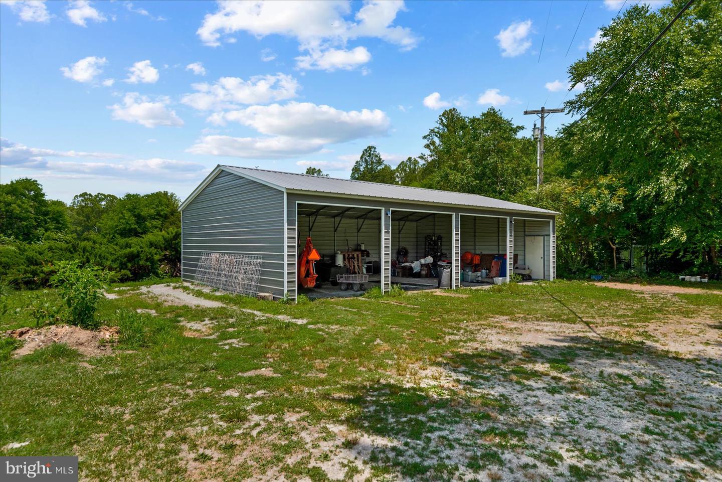 11456 Chesterfield Rd Property Photo 10