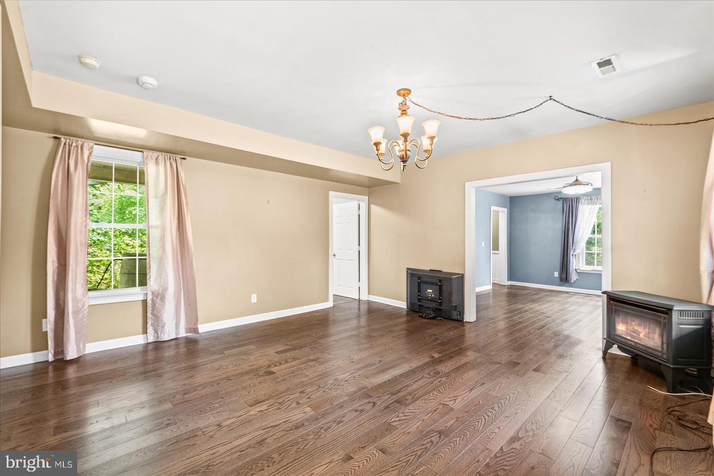 11456 Chesterfield Rd Property Photo 13