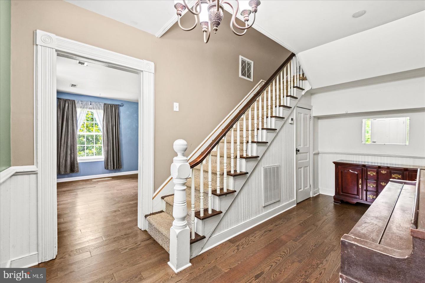 11456 Chesterfield Rd Property Photo 17