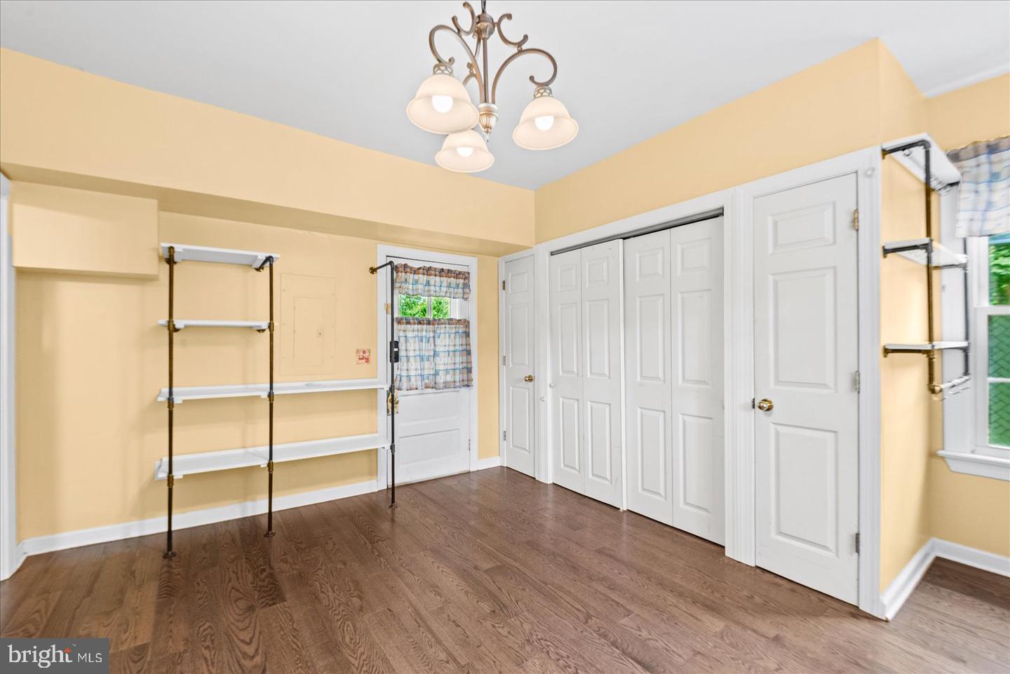 11456 Chesterfield Rd Property Photo 22