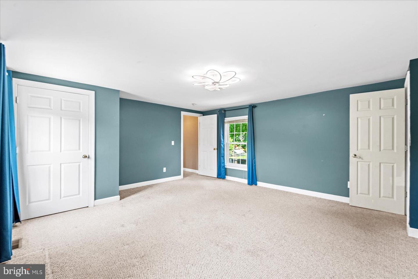 11456 Chesterfield Rd Property Photo 36