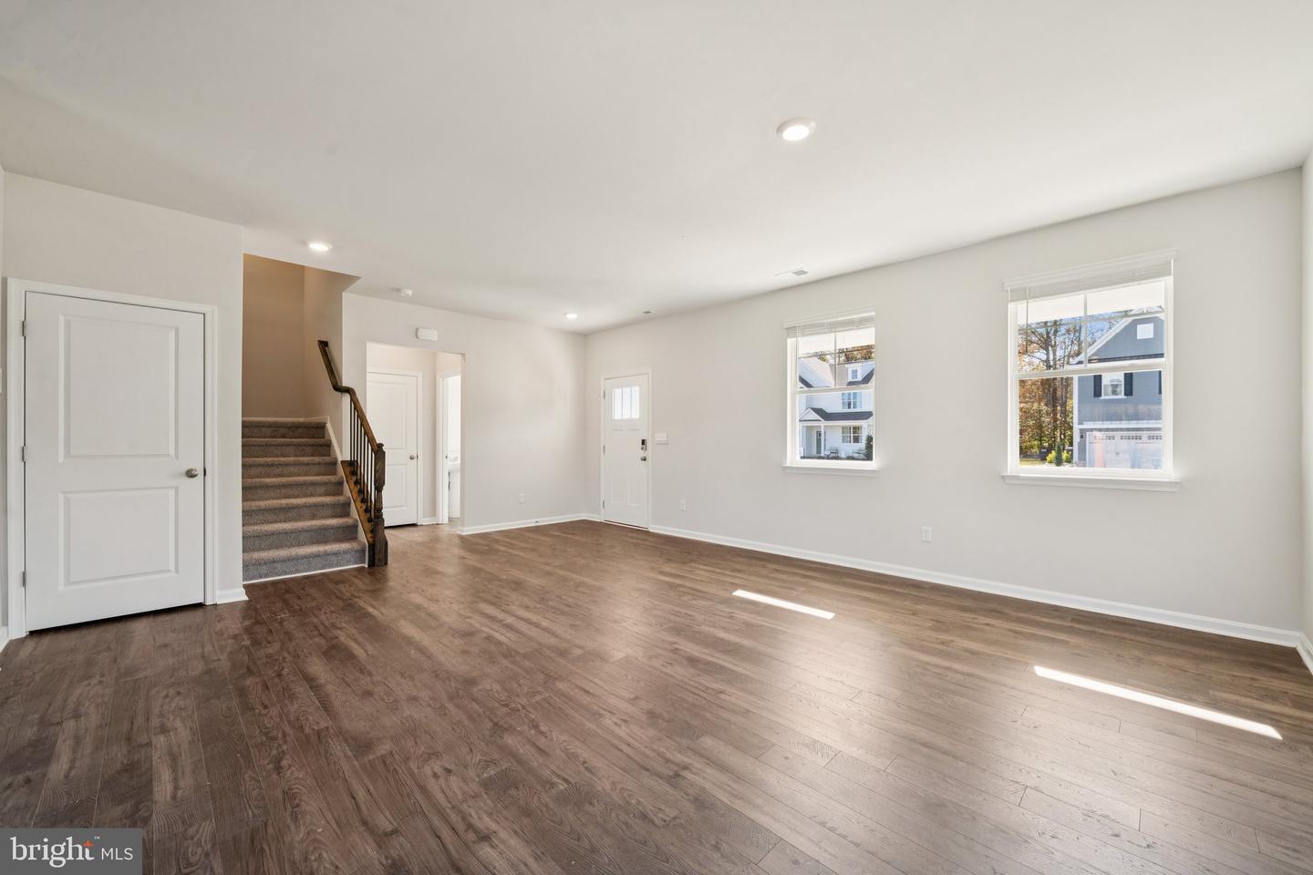 17456 Clark And York St Property Photo 4