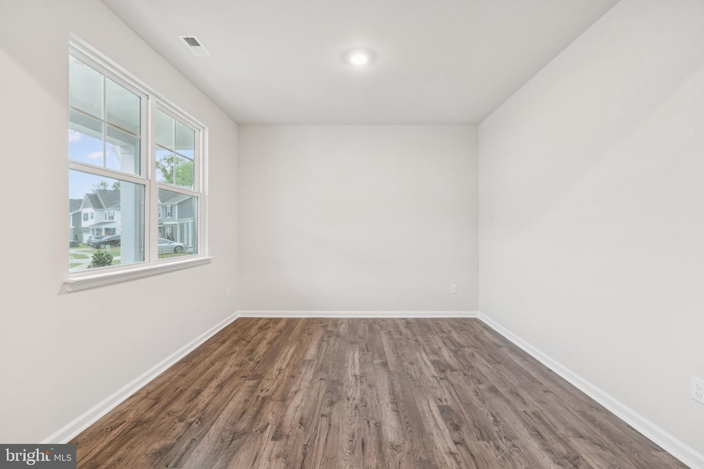 6278 Sterling Way Property Photo 8