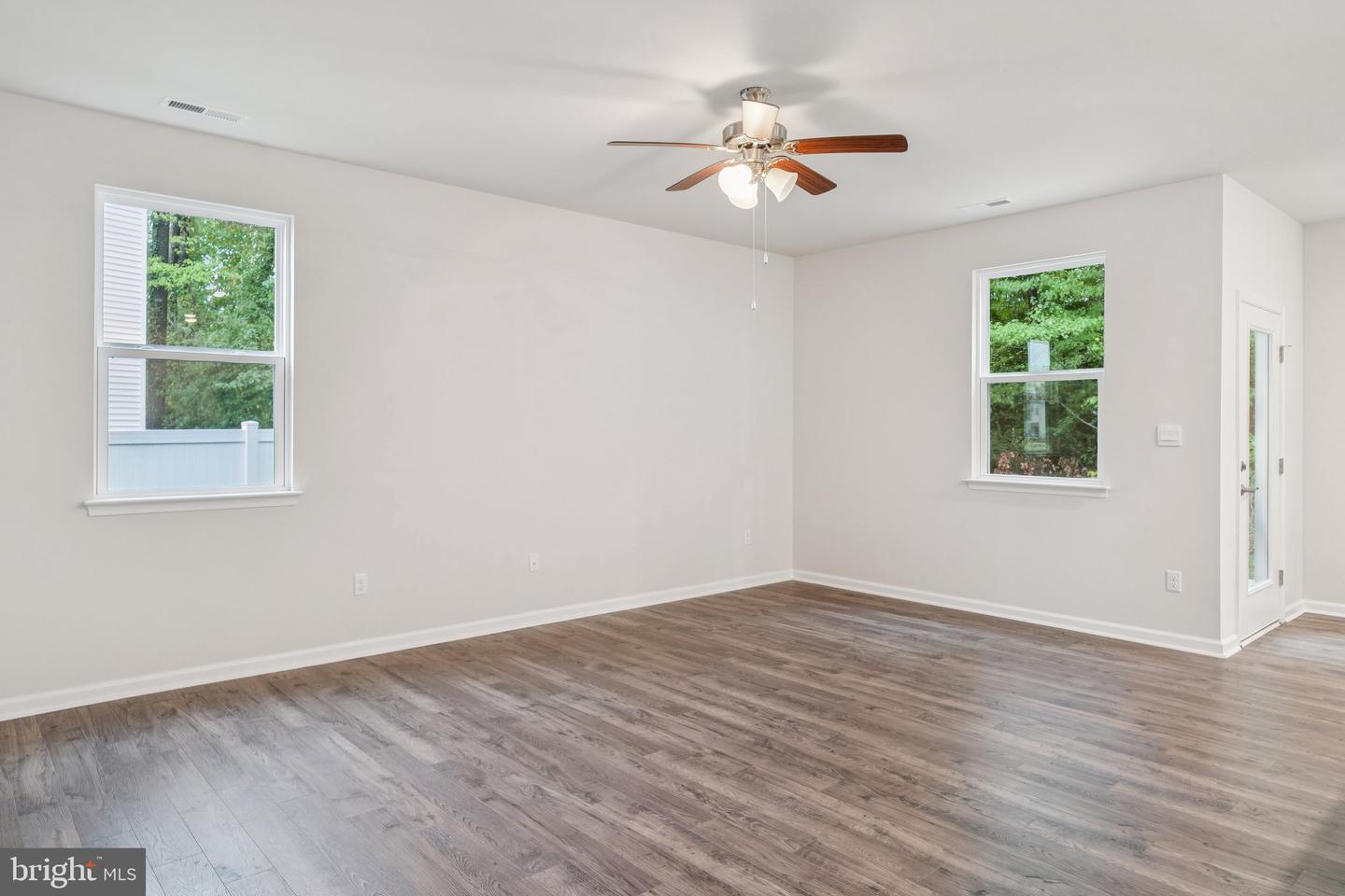 6278 Sterling Way Property Photo 10