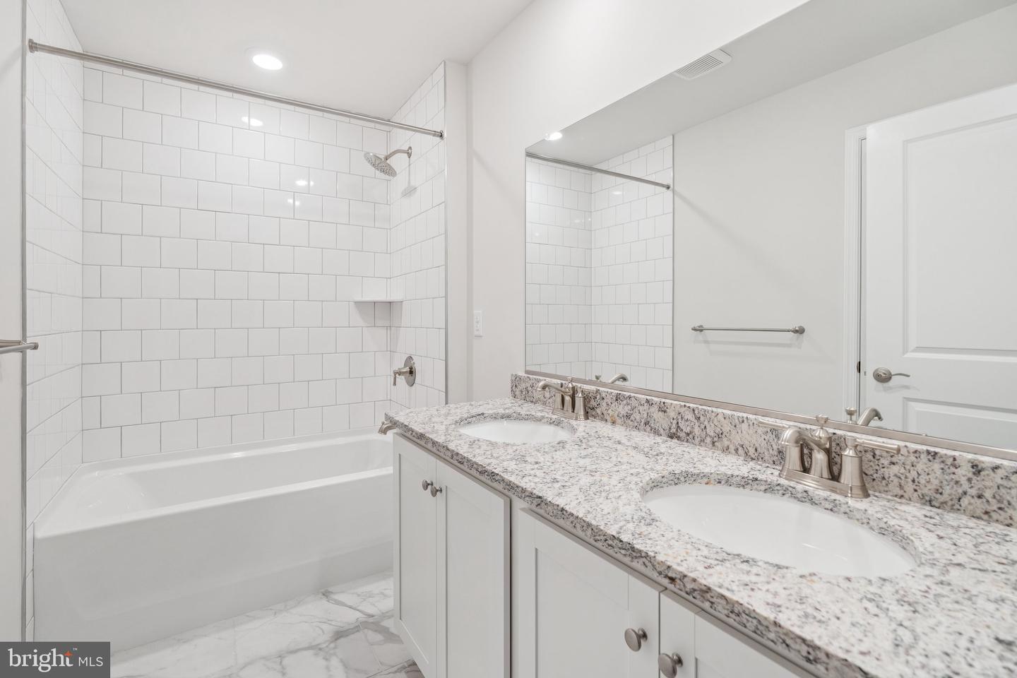 6278 Sterling Way Property Photo 18