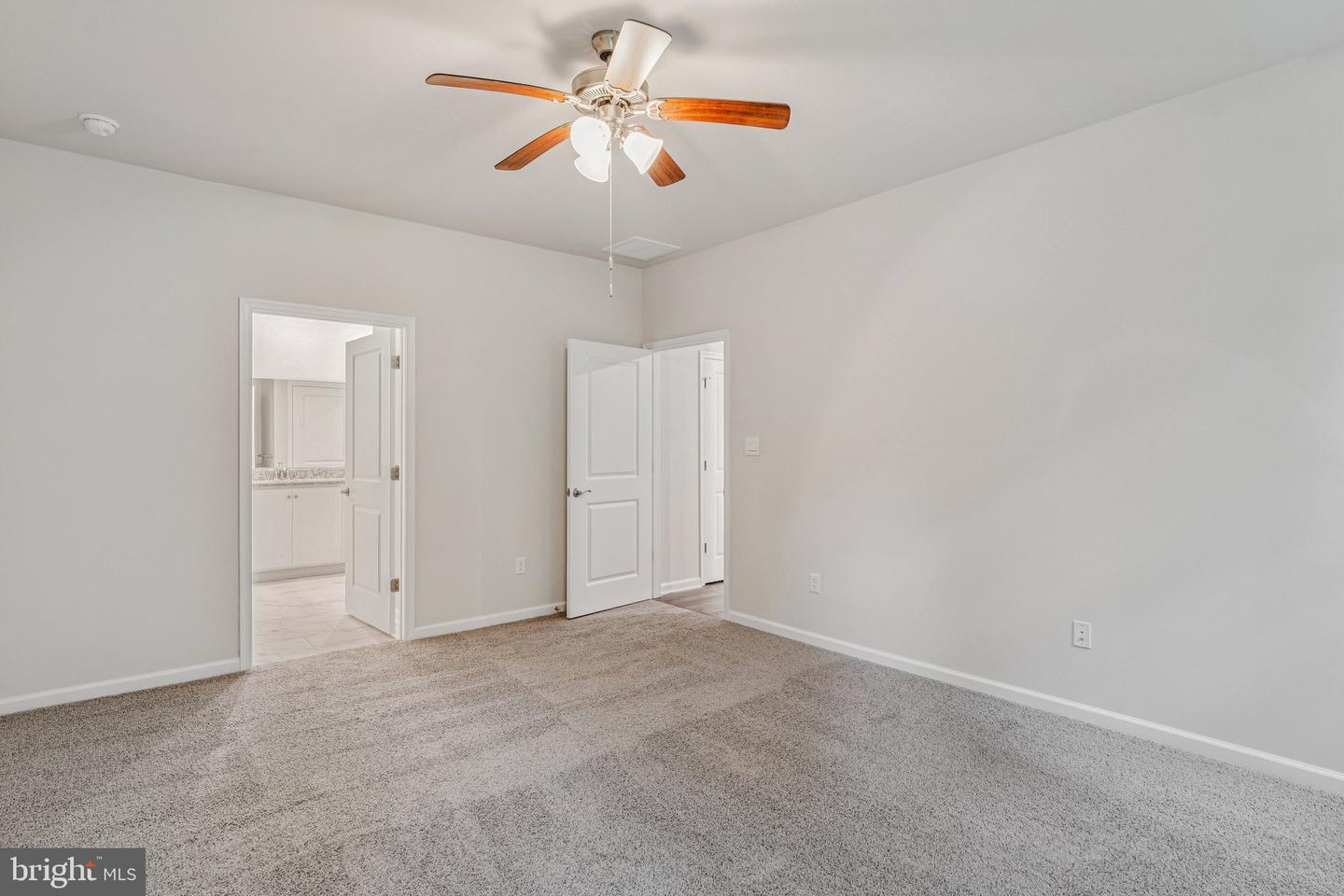 6278 Sterling Way Property Photo 28