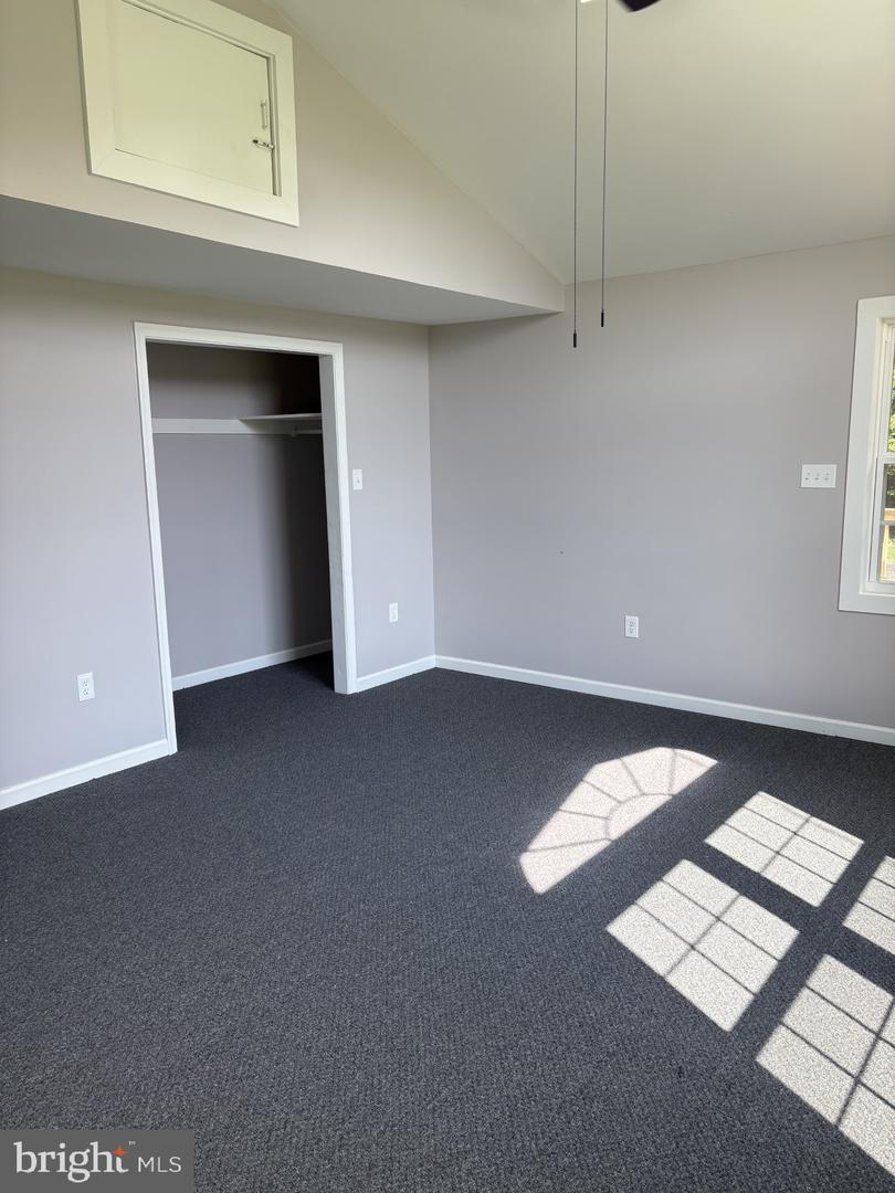 17263 New Baltimore Rd Property Photo 10
