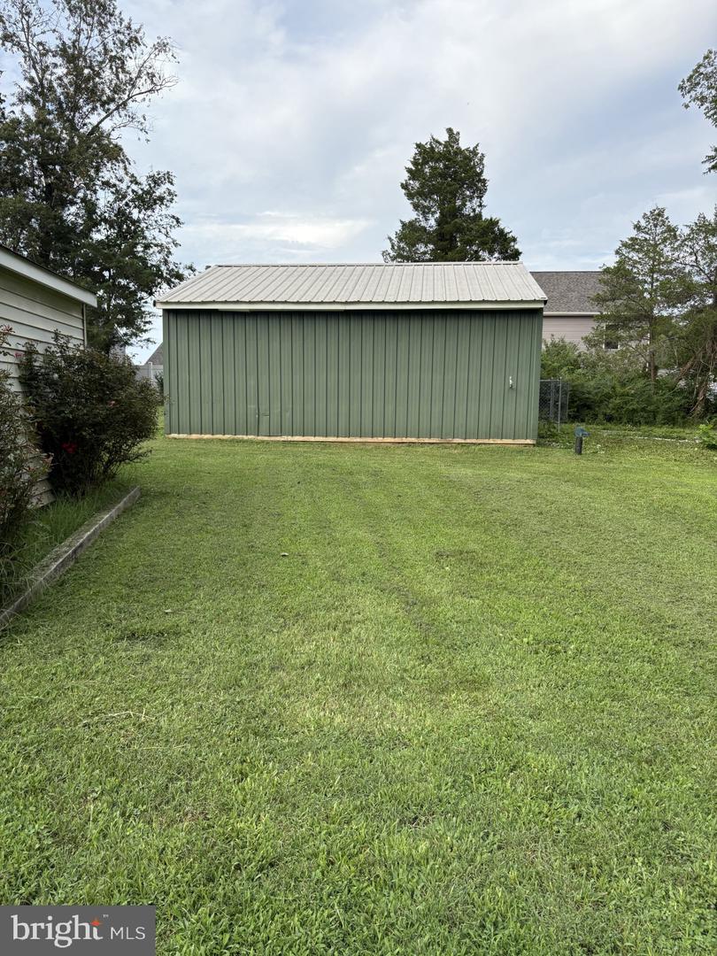 17263 New Baltimore Rd Property Photo 17