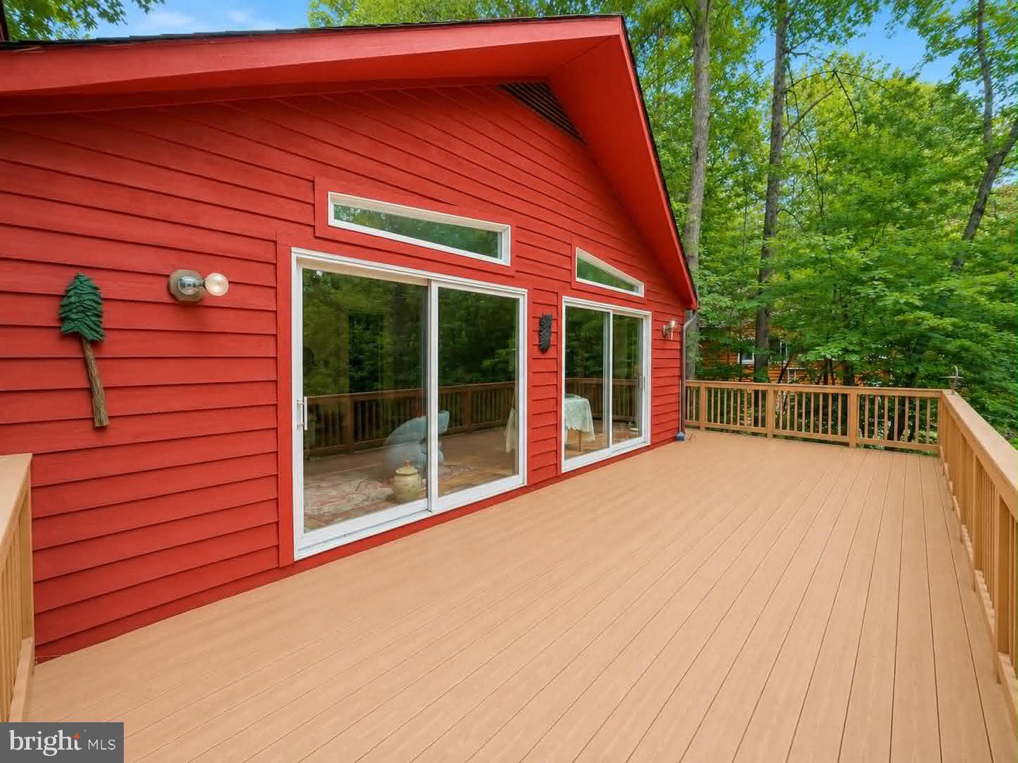 8 Mahon Cir Property Photo 4