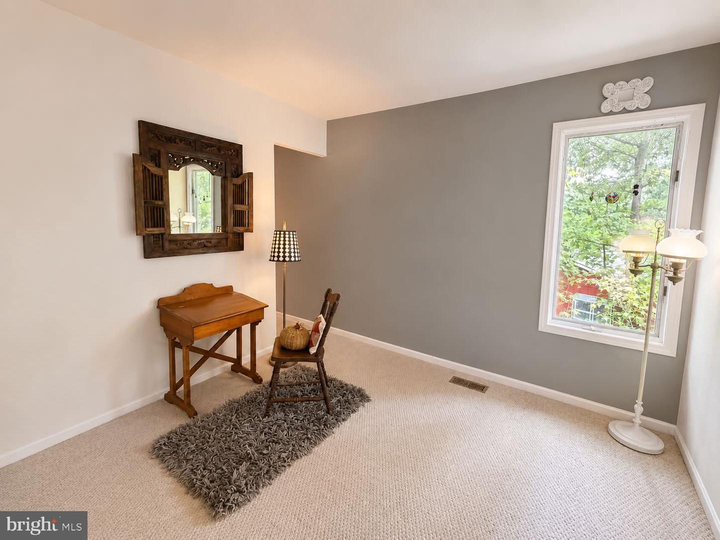 8 Mahon Cir Property Photo 20