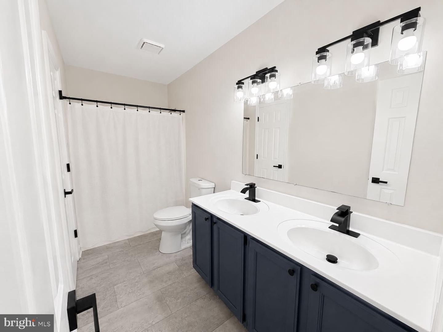 408 Land Or Dr Property Photo 15