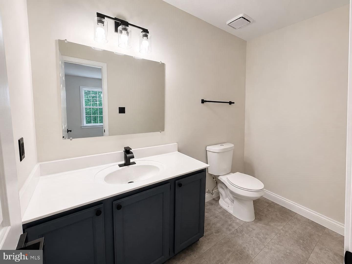 408 Land Or Dr Property Photo 26