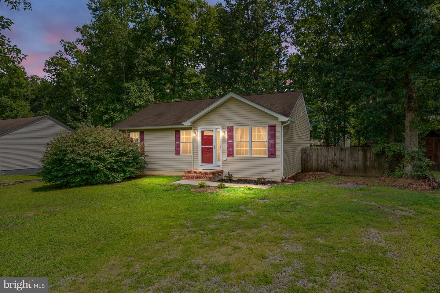 432 Cornwall Dr Property Photo 1