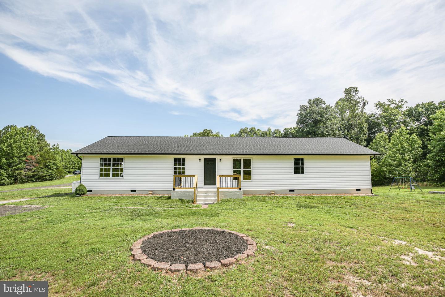 12469 Paige Rd Property Photo 2