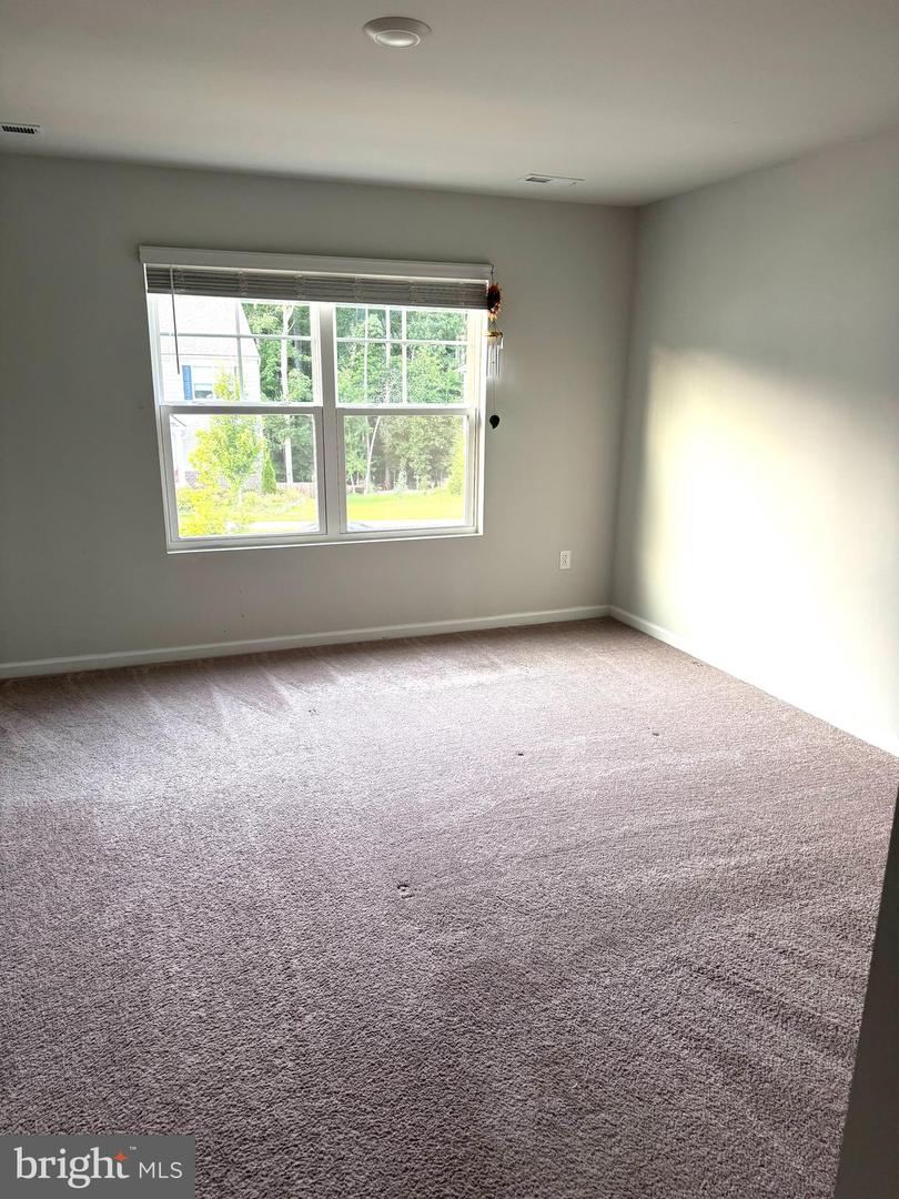 18056 Jackson Dr Property Photo 6